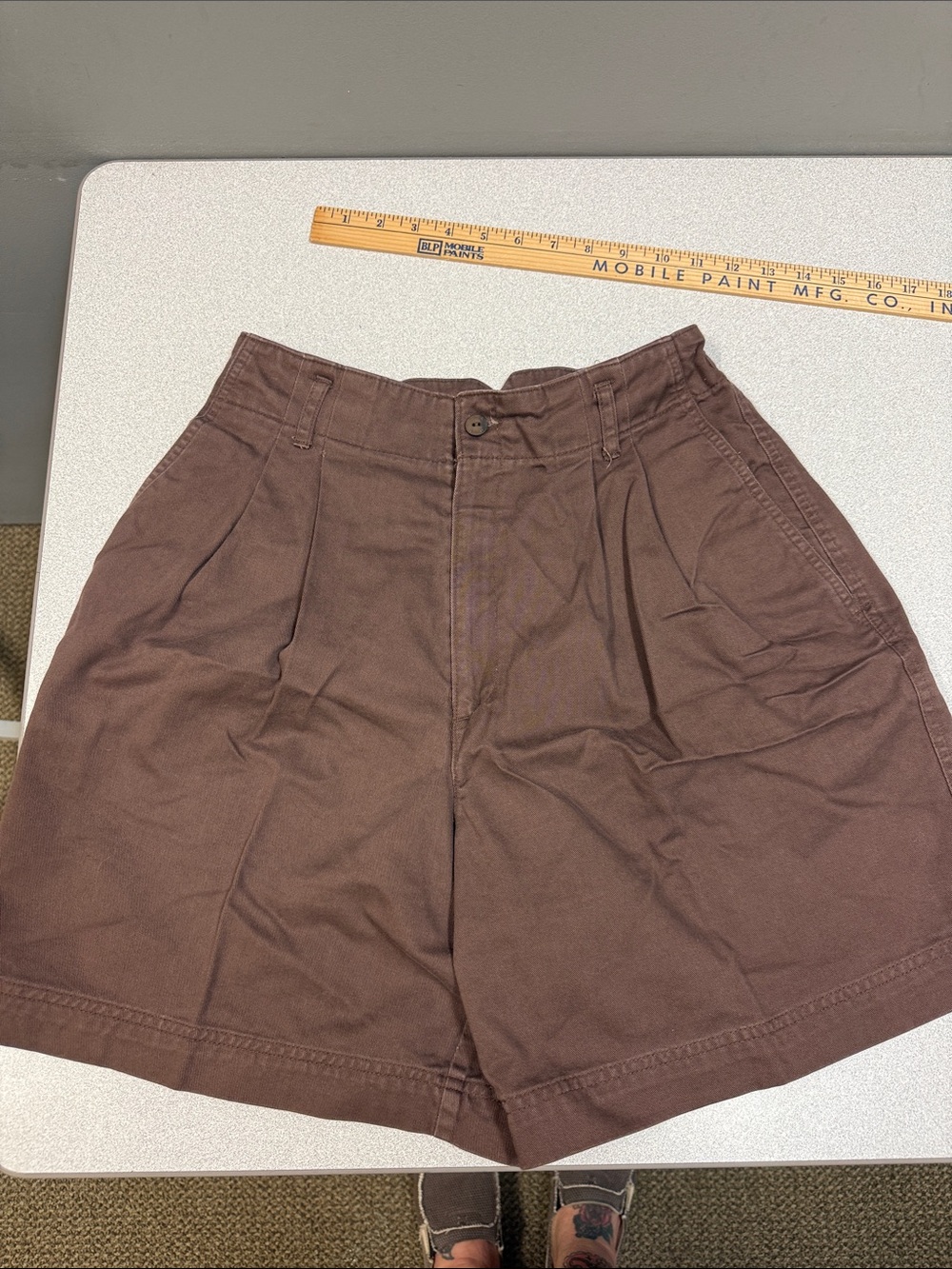 Vintage Y2K Hunt Club‎ Brown Pleated Cotton Bermuda Shorts Size 10